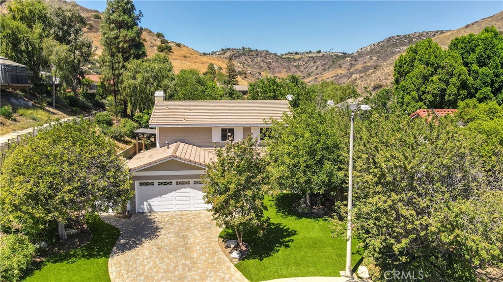 7101 Shadow Ridge Court