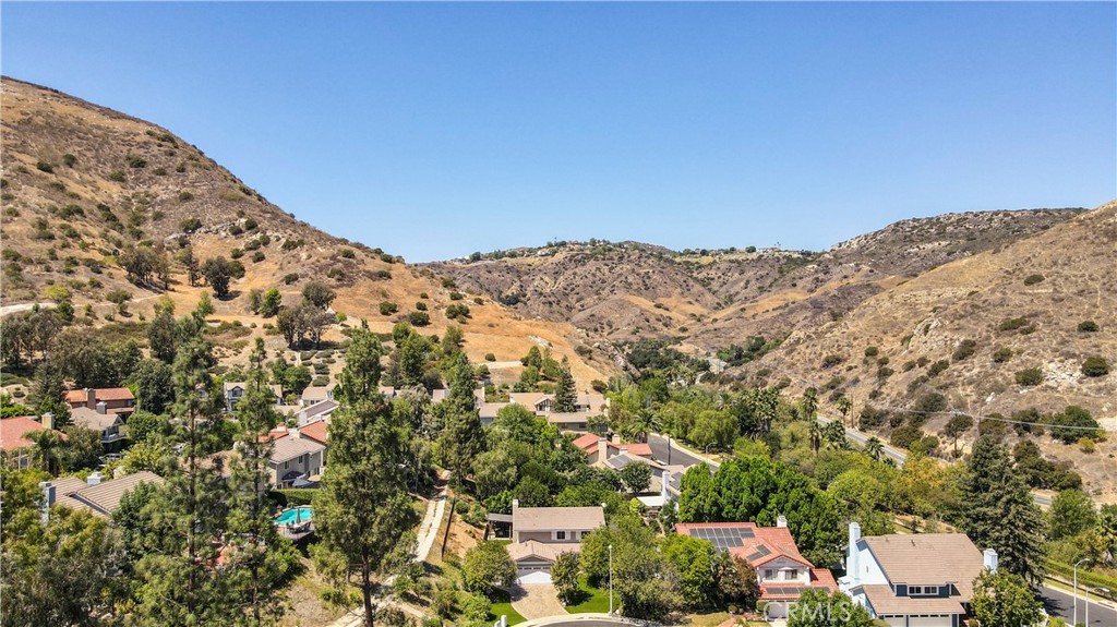 7101 Shadow Ridge Court