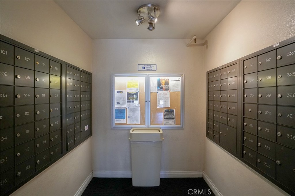 5510 Owensmouth Avenue 209