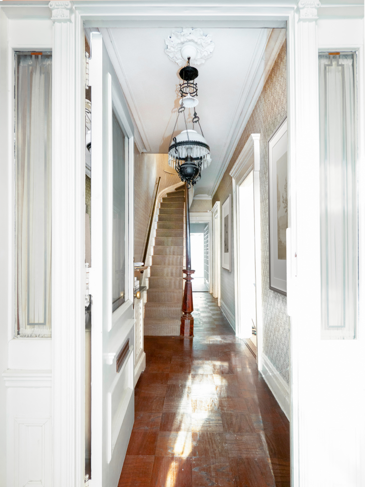 248 W 12TH Street