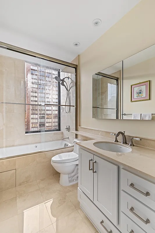 418 E 59TH Street 18B