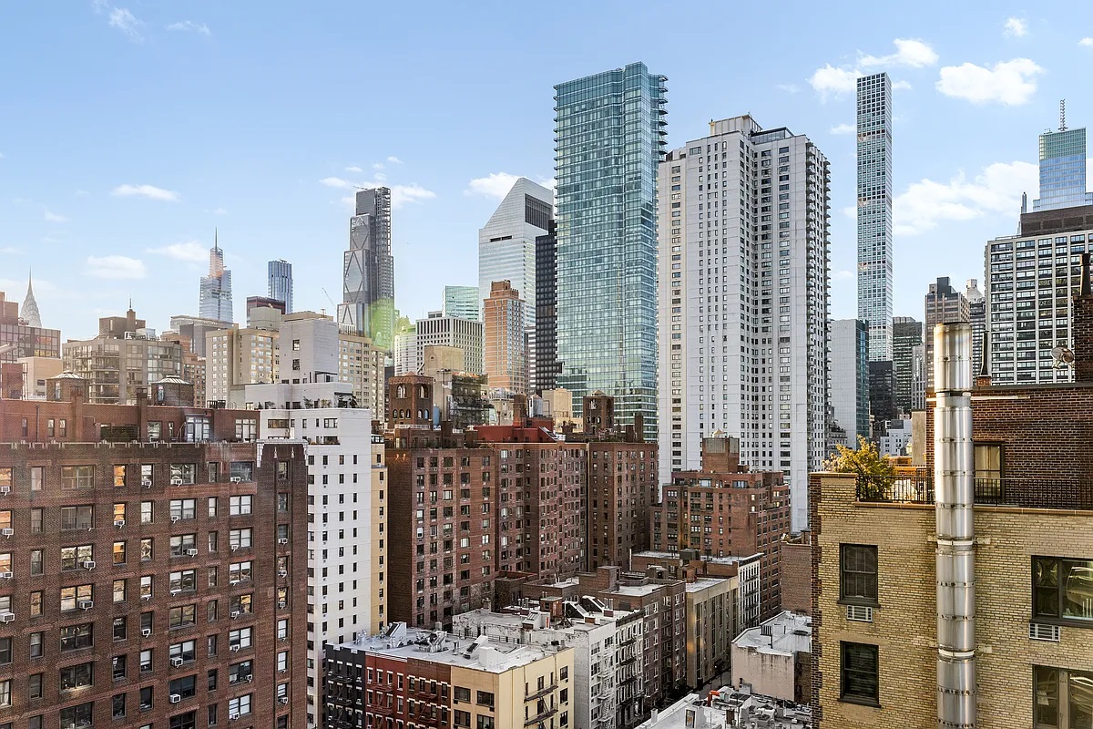 418 E 59TH Street 18B