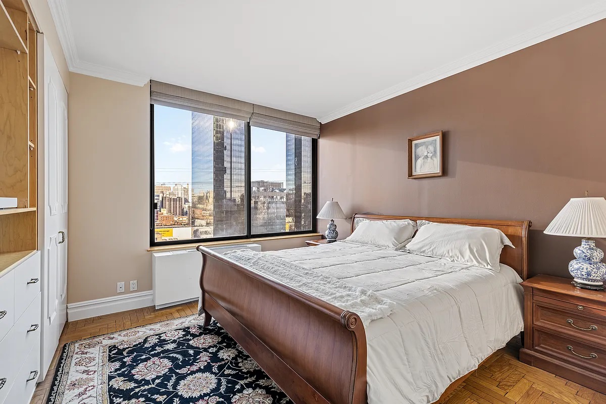 418 E 59TH Street 18B