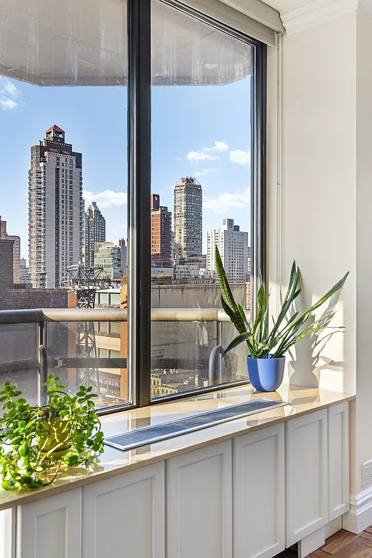 418 E 59TH Street 18B