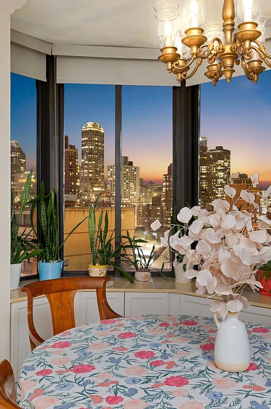 418 E 59TH Street 18B