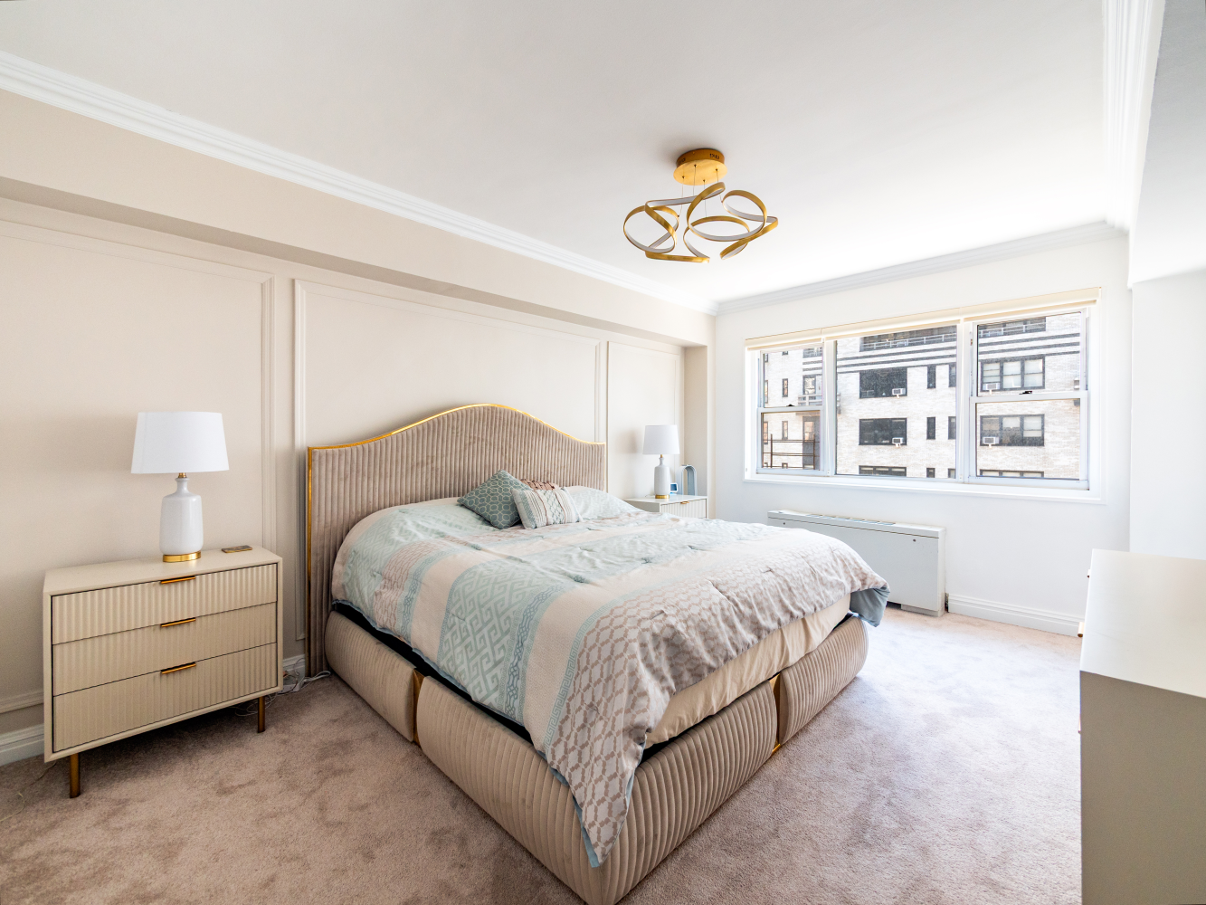 345 E 56TH Street 15E