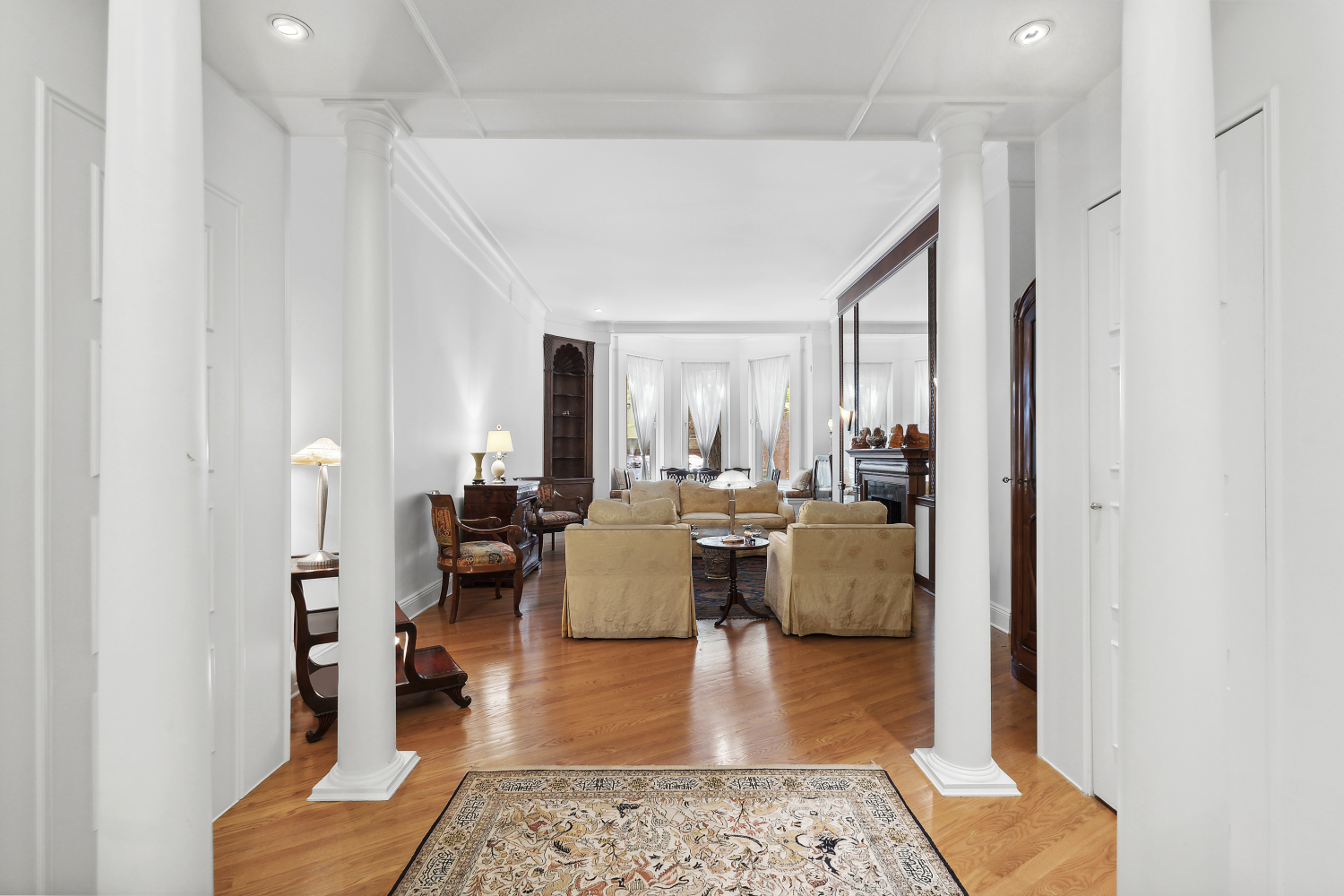 152 E 63RD Street 2