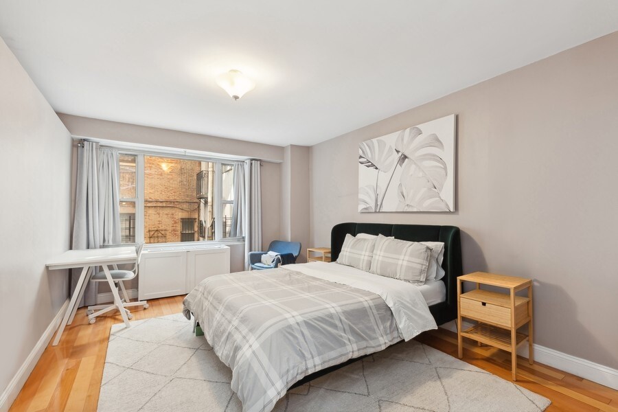 310 LEXINGTON Avenue 2D