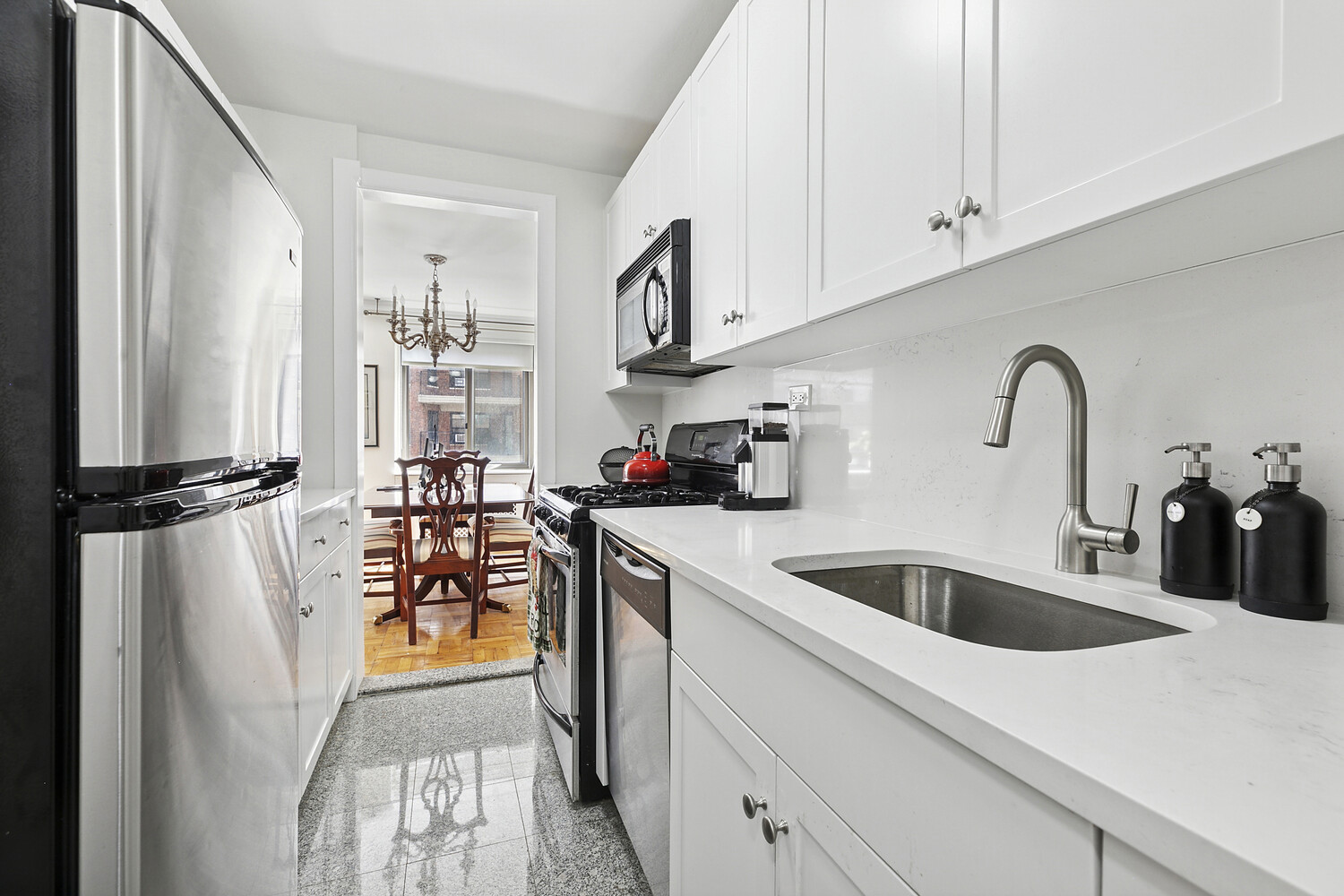 425 E 63RD Street E7H