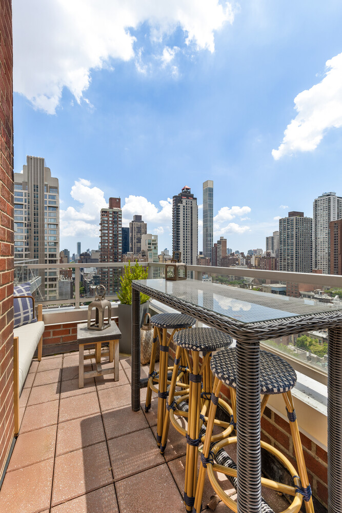 201 E 62ND Street 18B