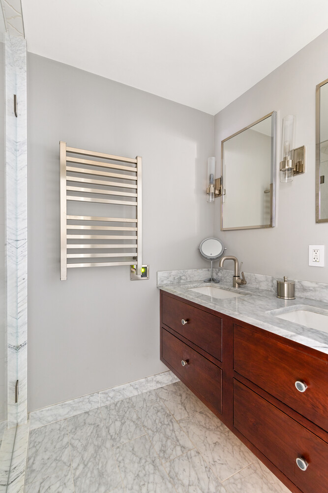 201 E 62ND Street 18B