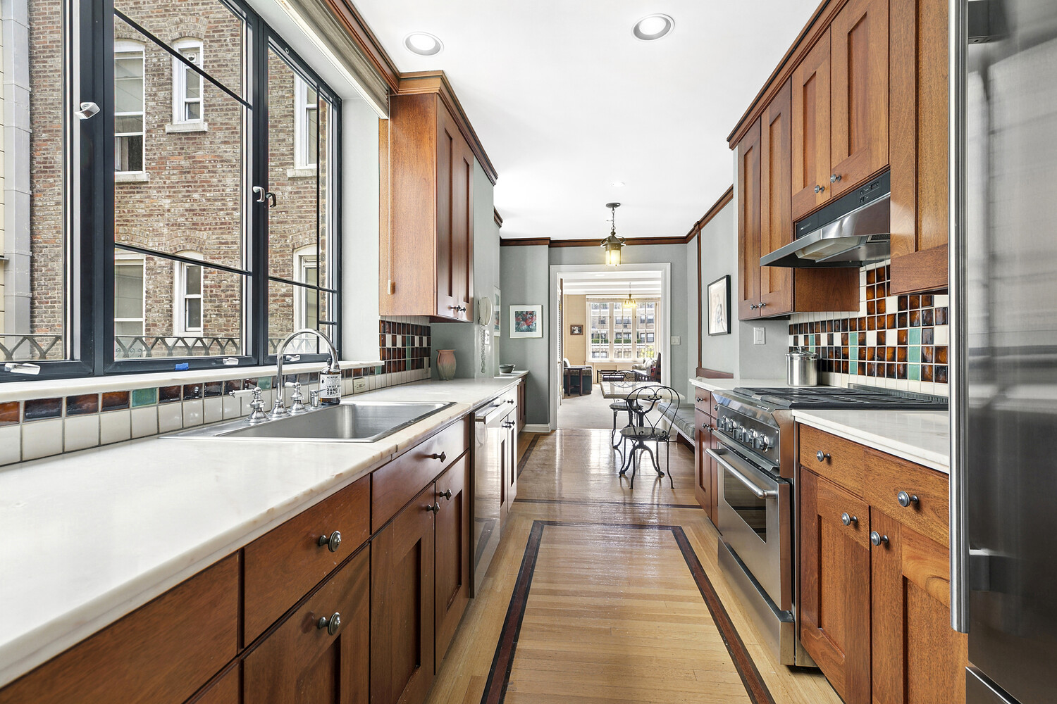 122 E 82ND Street 8AD