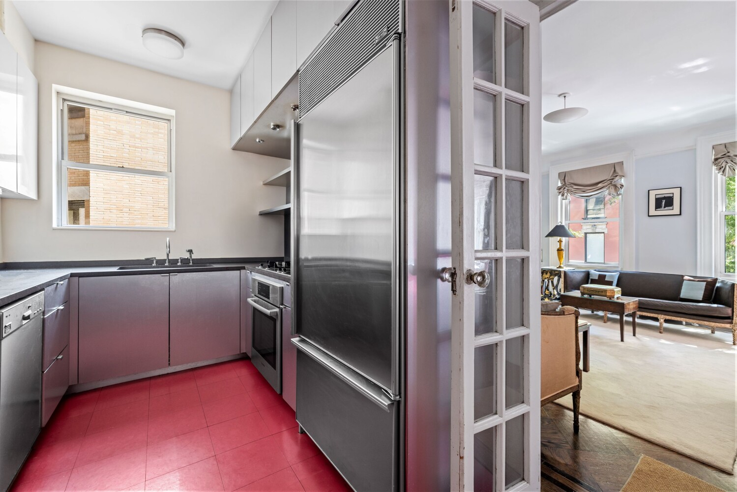 27 E 95TH Street 3E