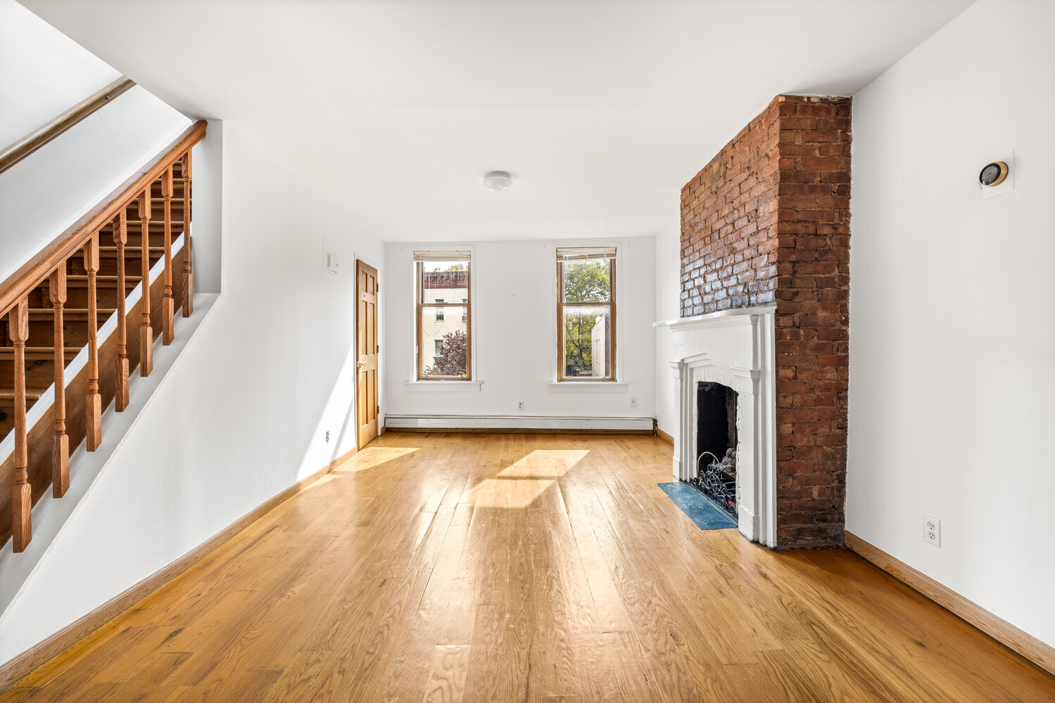 319 PROSPECT Avenue