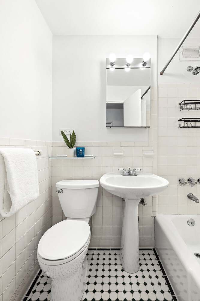 66 MADISON Avenue 2D