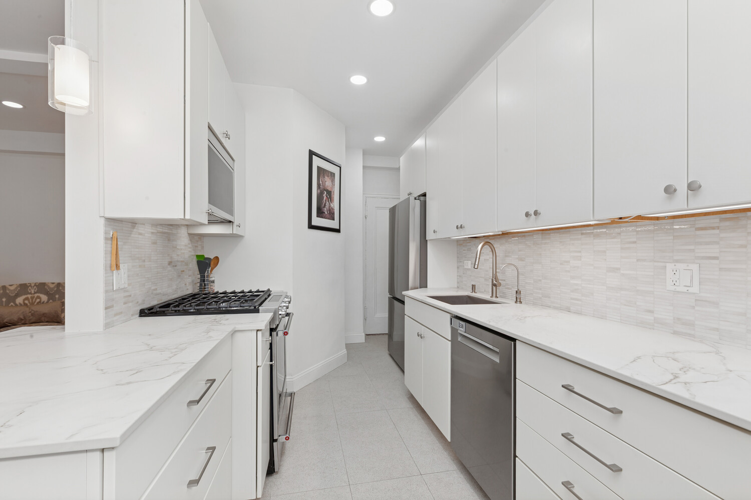 215 W 75TH Street 11D