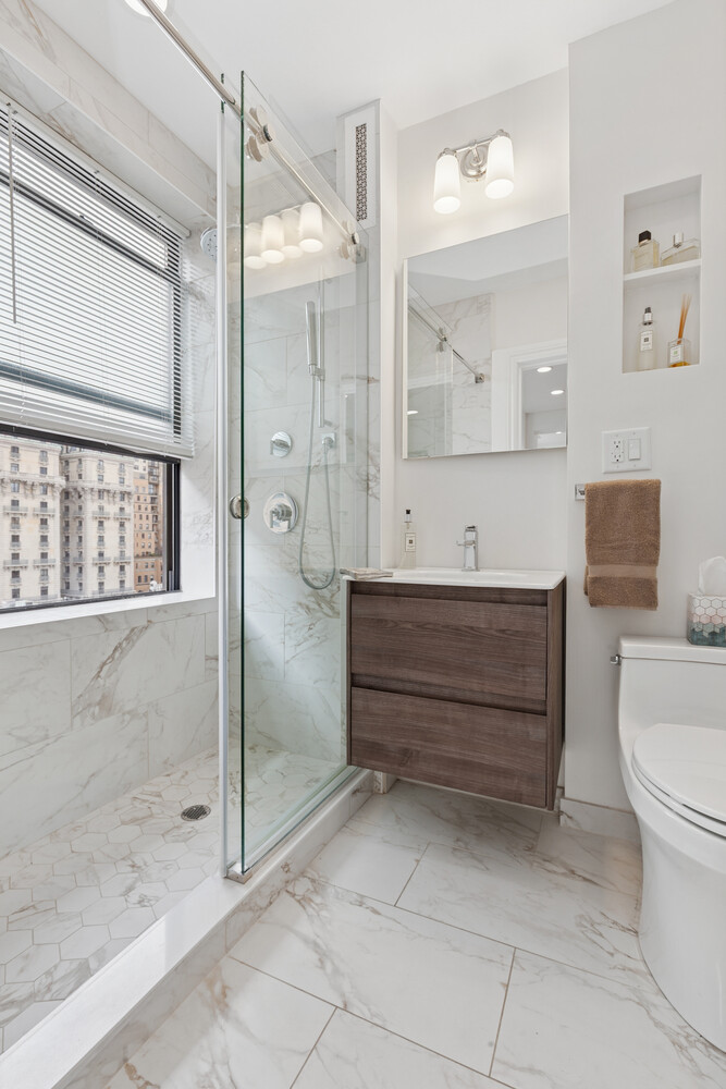 215 W 75TH Street 11D