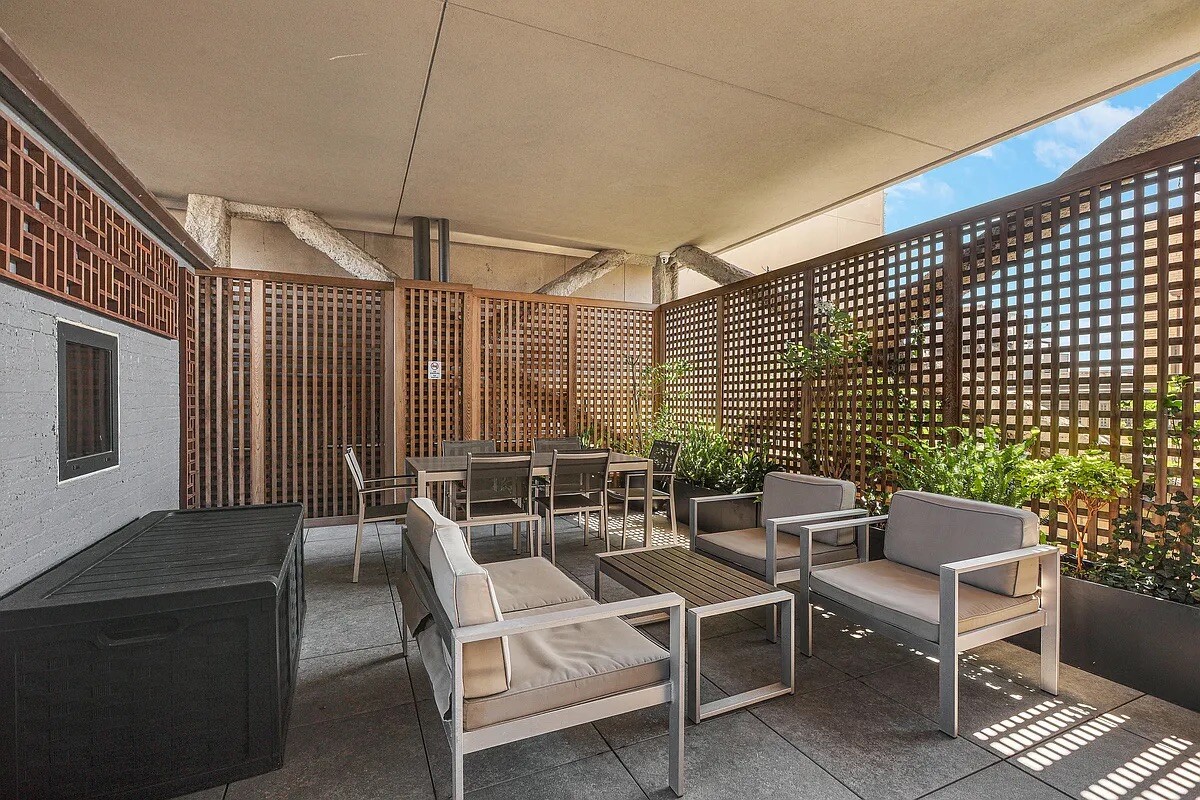 215 W 75TH Street 11D