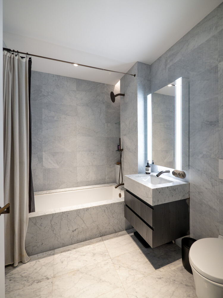 130 WILLIAM Street 38D