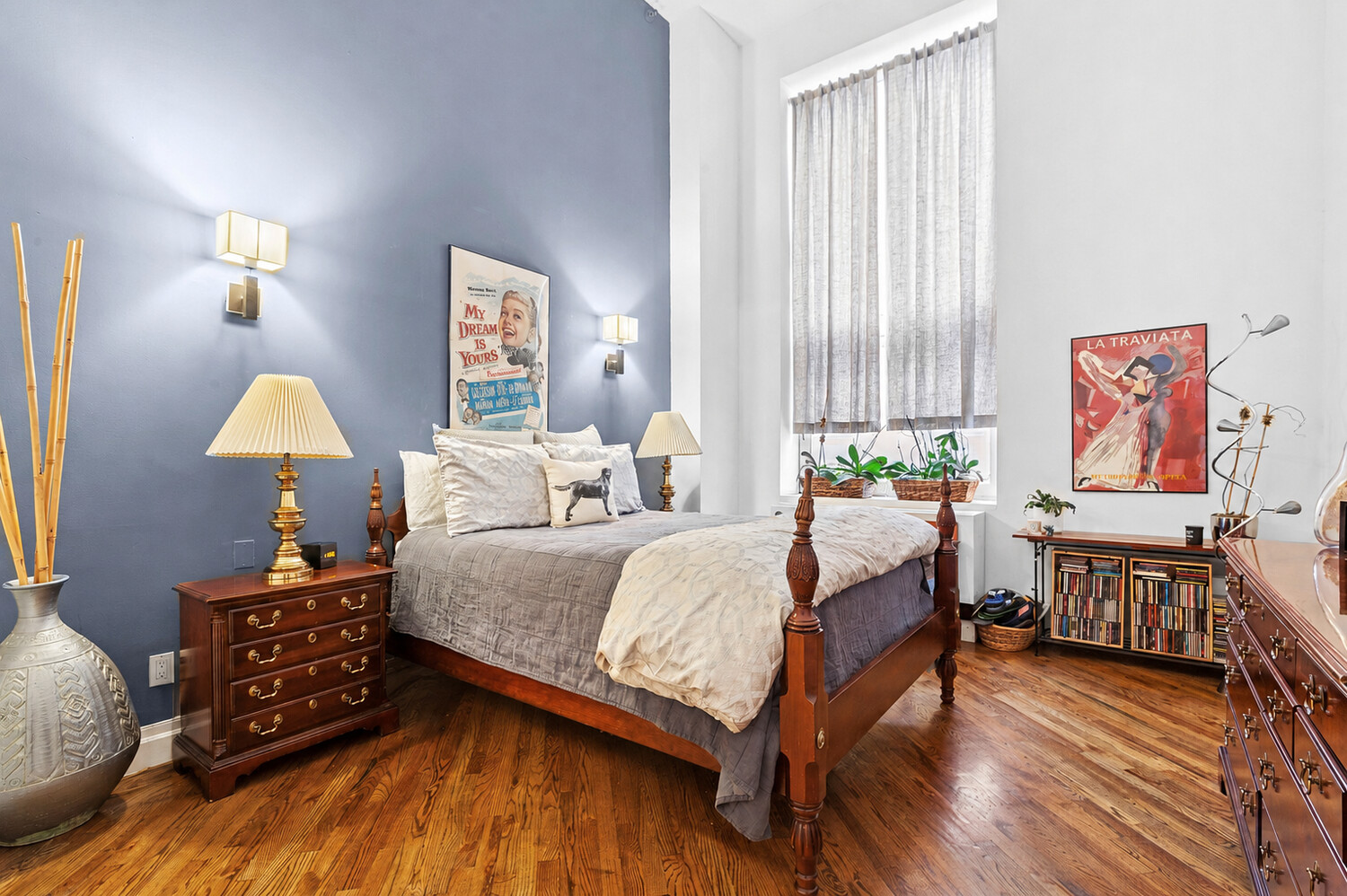 121 W 20TH Street 2D