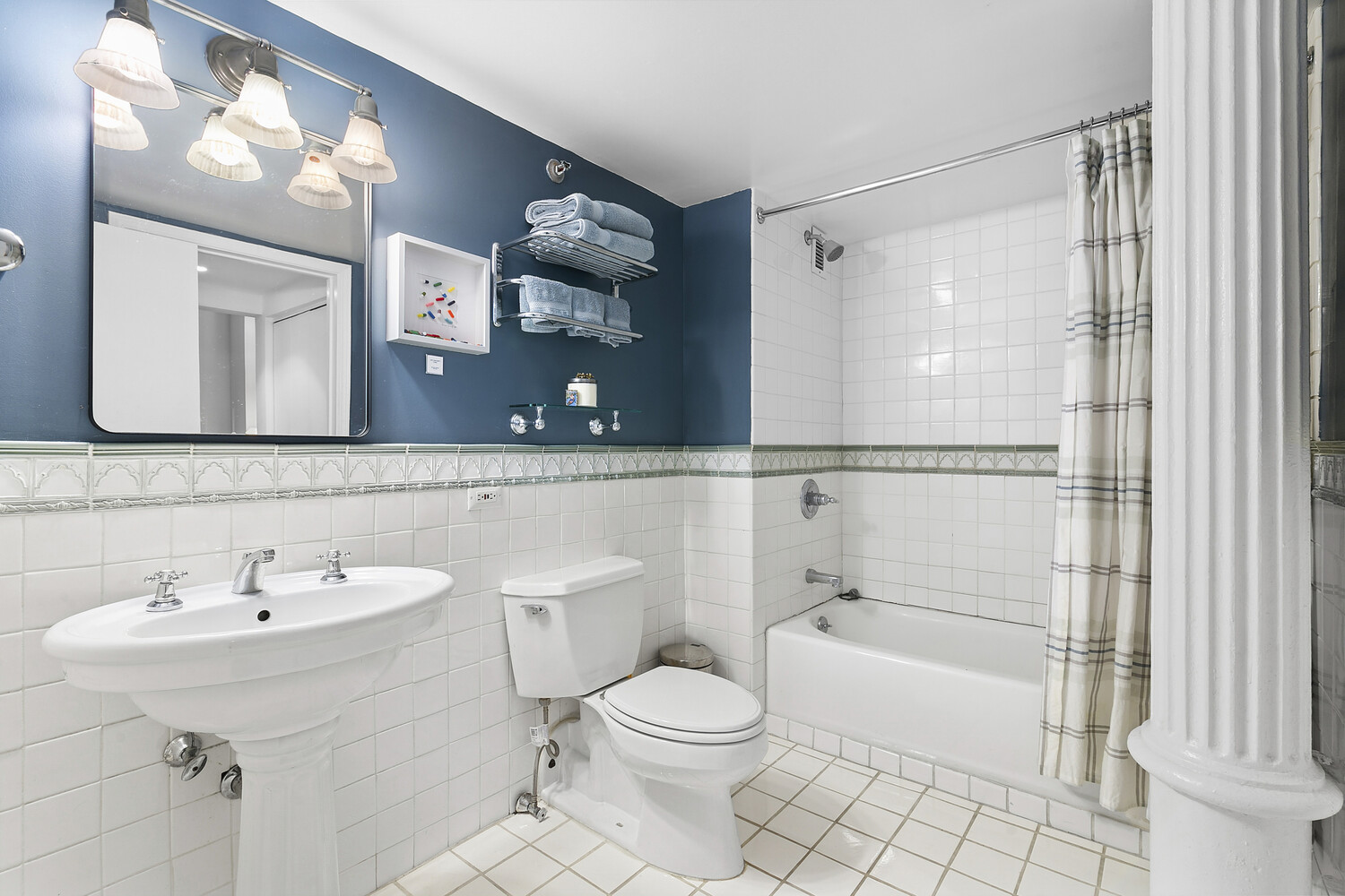 121 W 20TH Street 2D