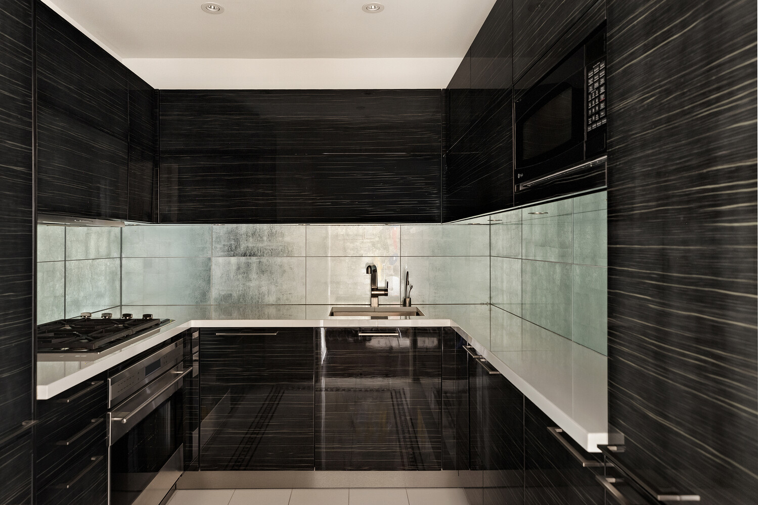 455 CENTRAL Park W PH2/3