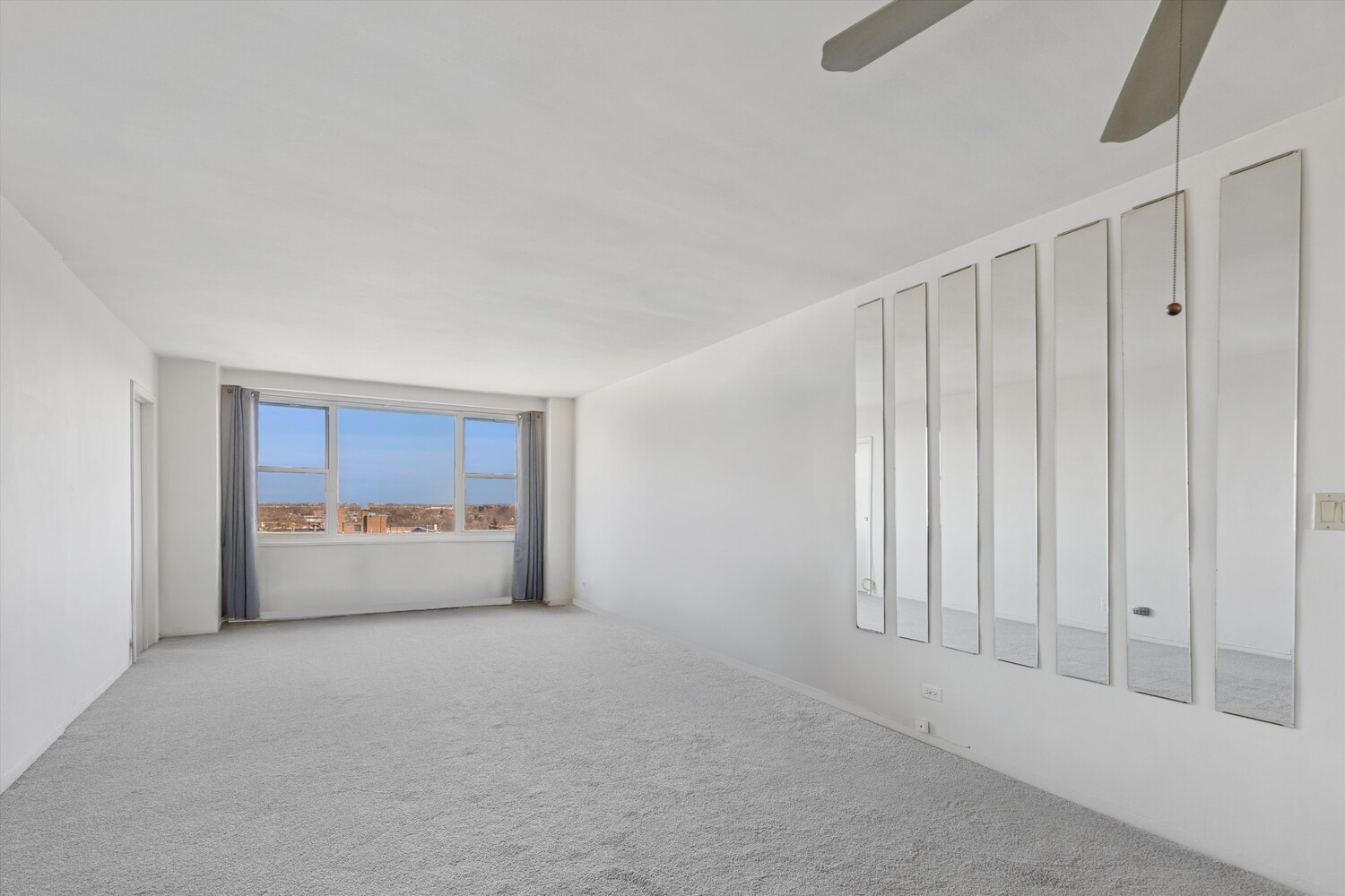 3215 AVE H 11M