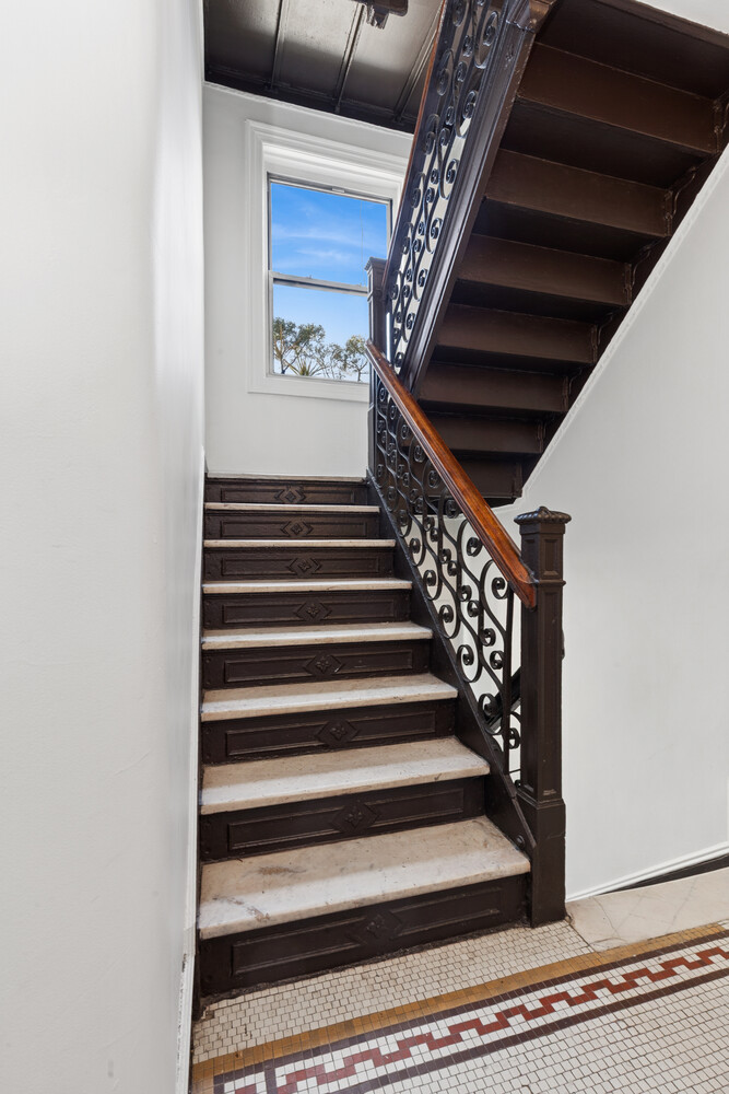 210 E 17TH Street 5A