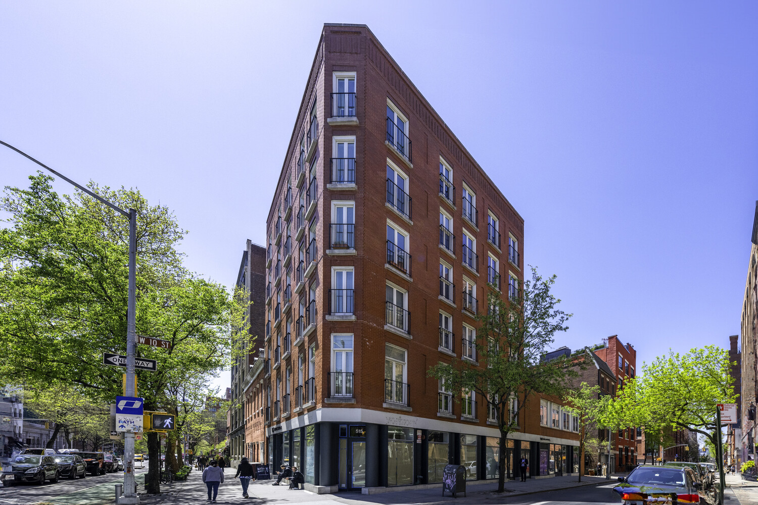 254 W 10TH Street 1A