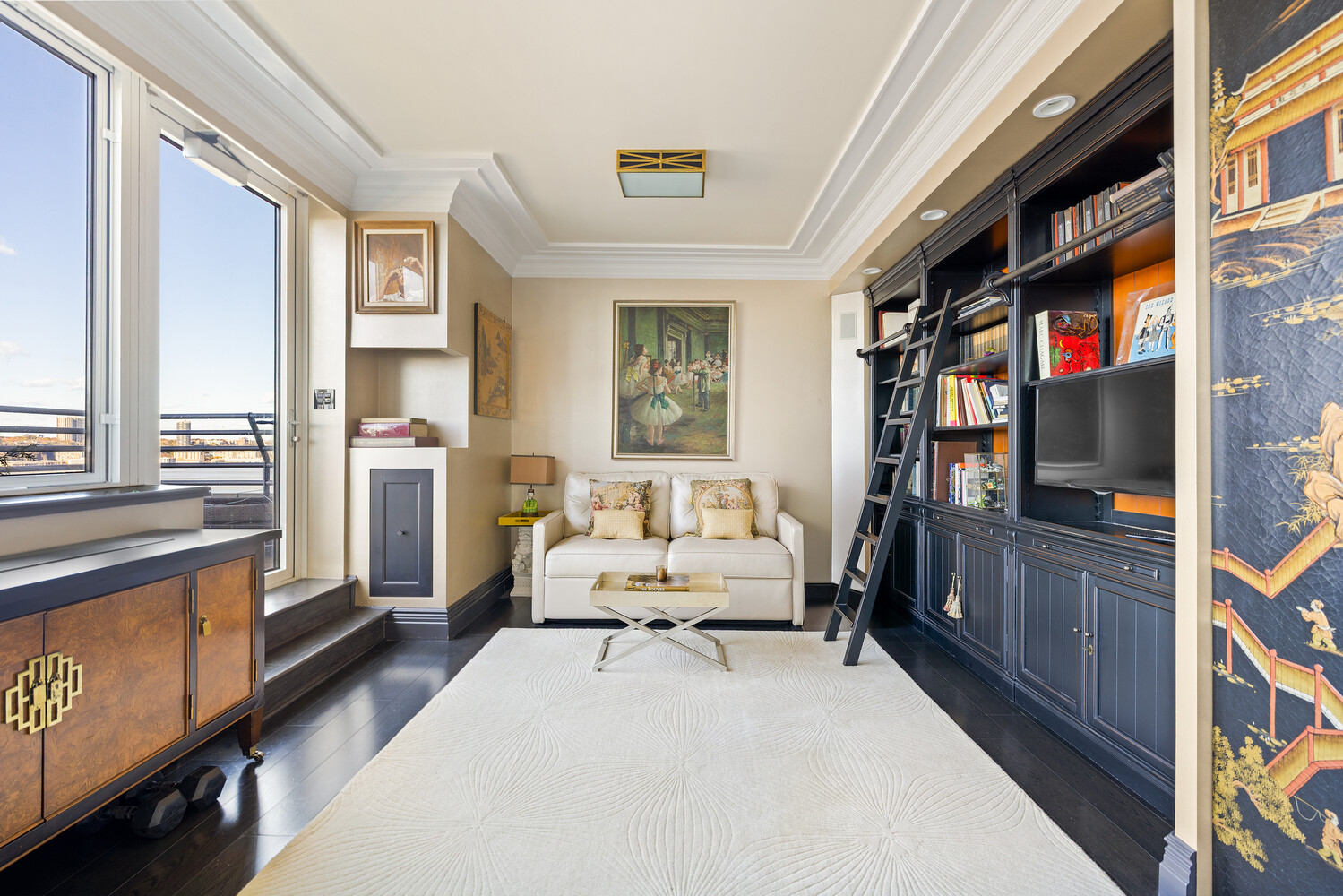 120 RIVERSIDE Boulevard 16HM