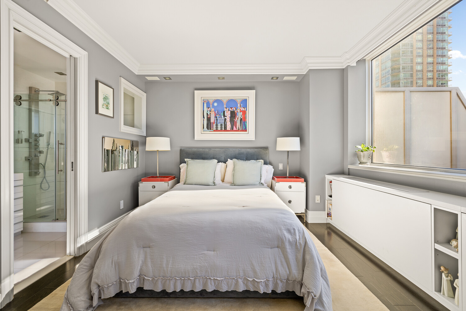 120 RIVERSIDE Boulevard 16HM