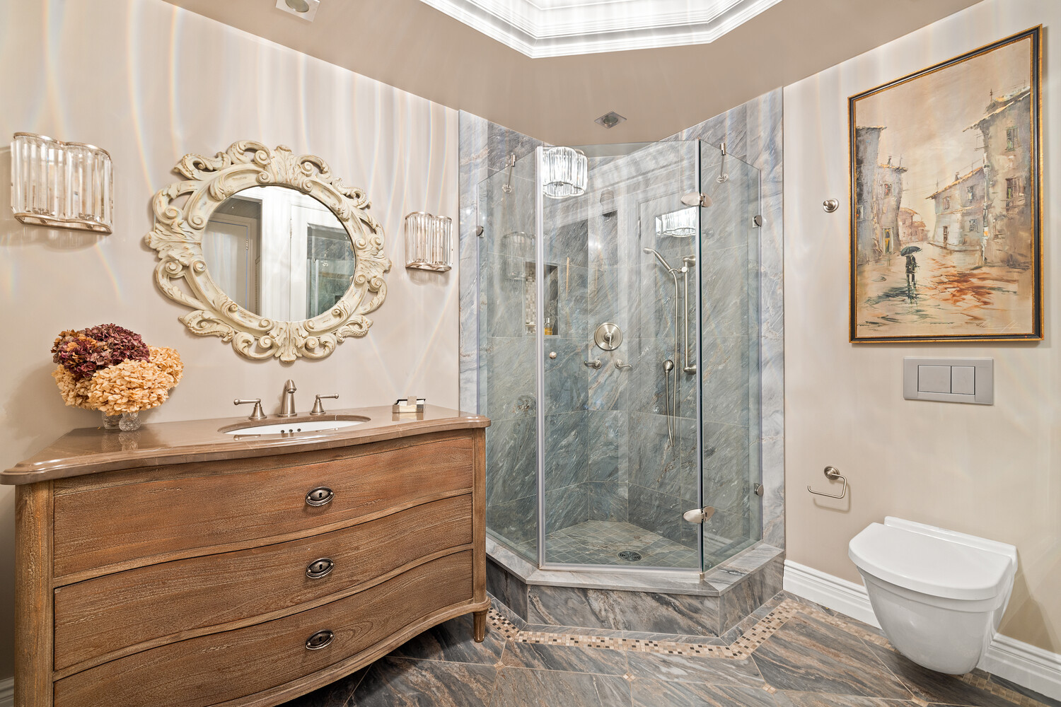 120 RIVERSIDE Boulevard 16HM