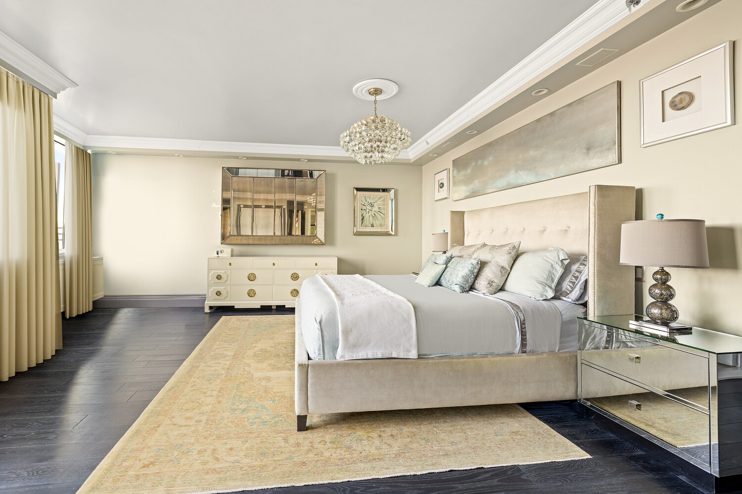 120 RIVERSIDE Boulevard 16HM