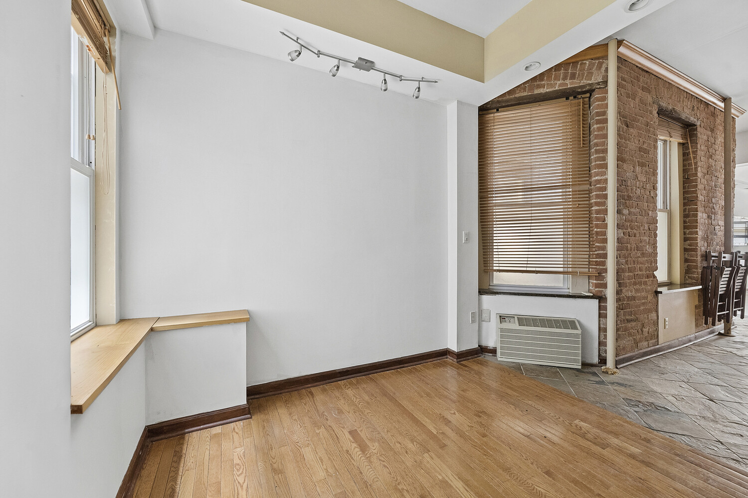 114 E 98TH Street 1W