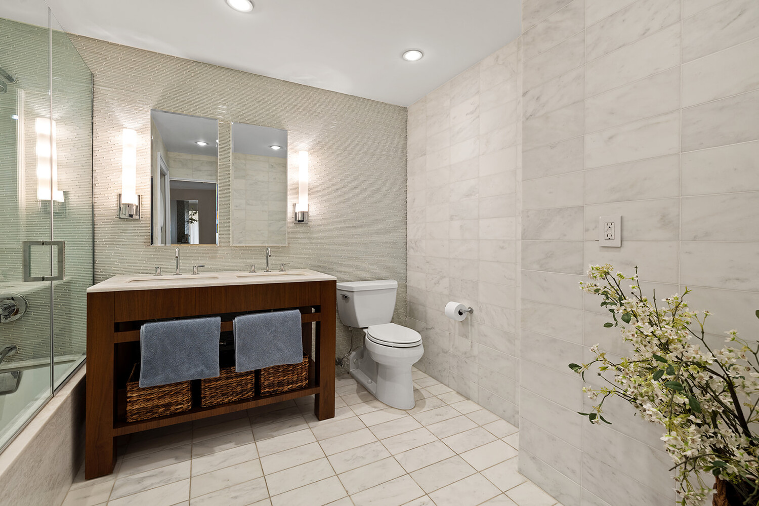 167 E 61ST Street 12AB