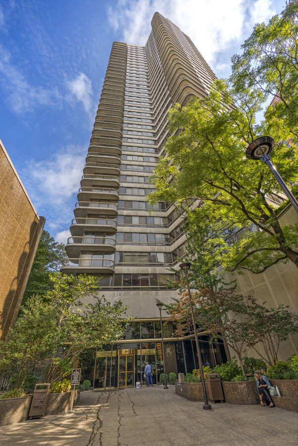 167 E 61ST Street 12AB