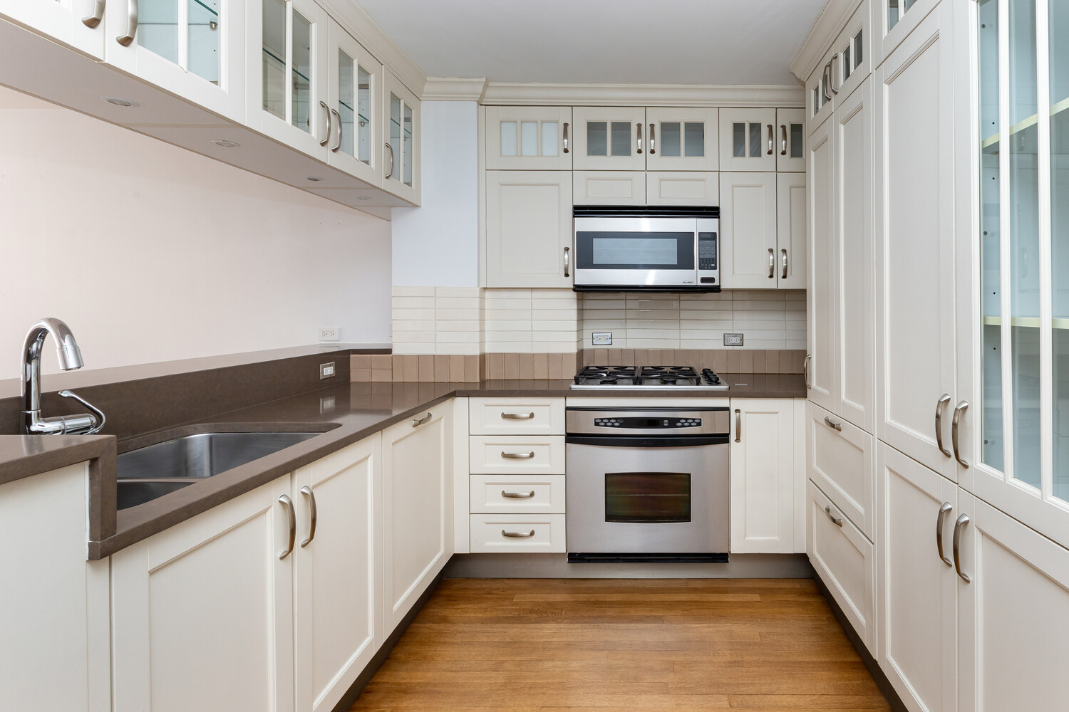 27 W 72ND Street 411