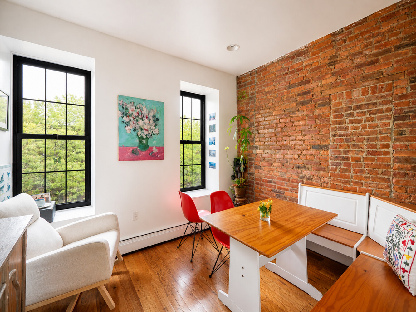 887 LAFAYETTE Avenue