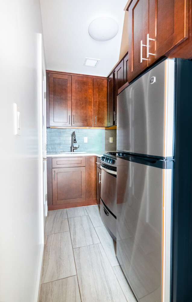 238 E 24TH Street 5B