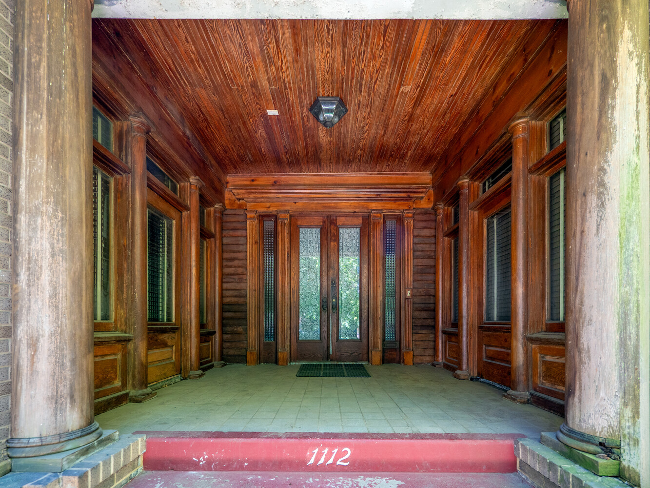 1112 ALBEMARLE Road