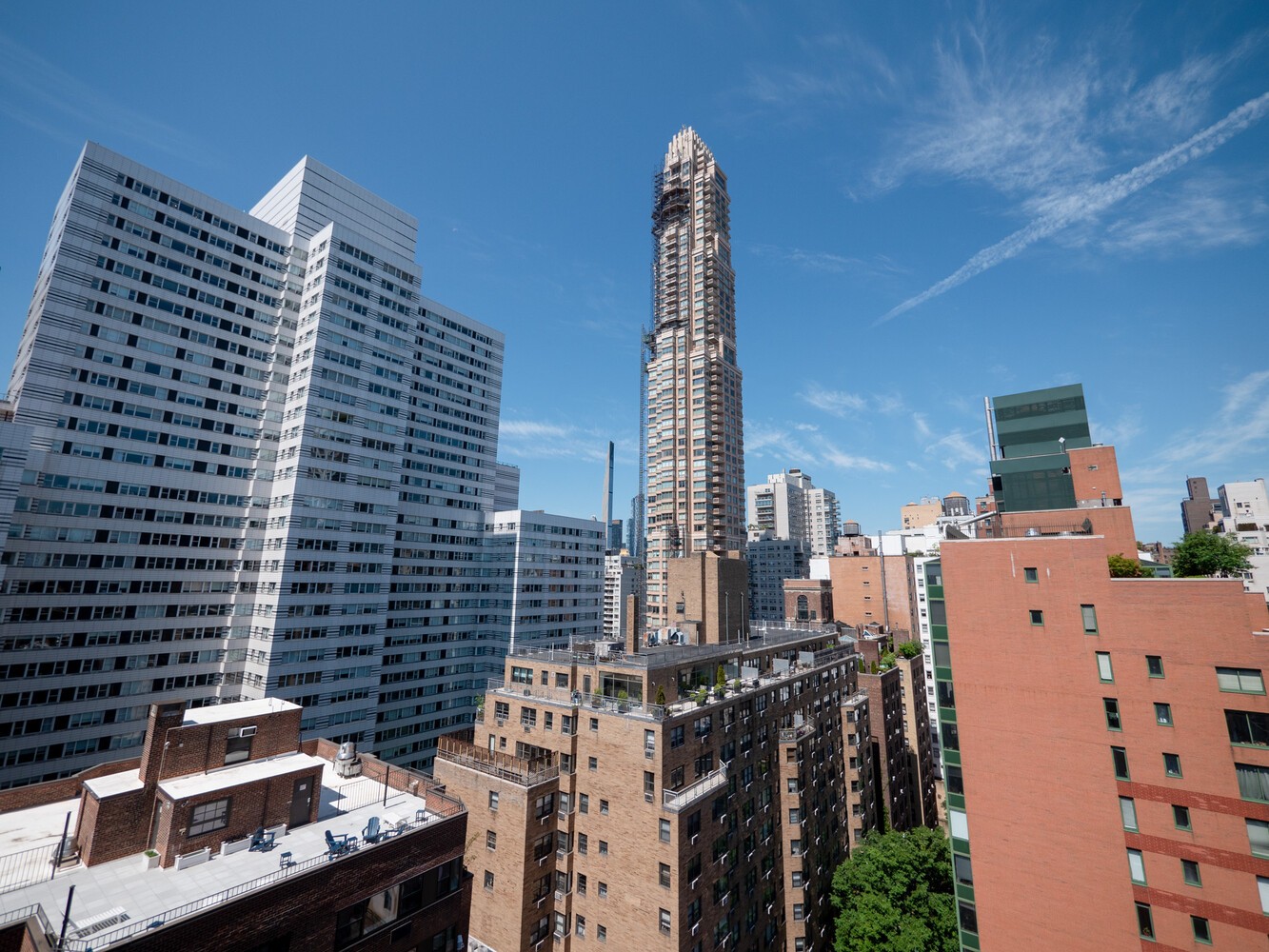 233 E 69TH Street 15O