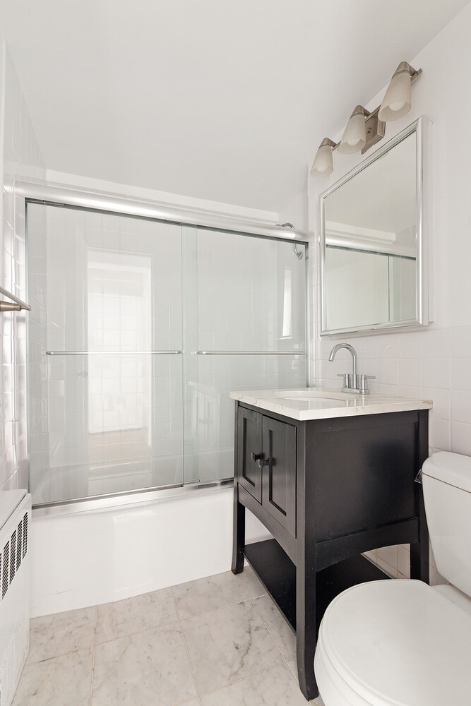 333 E 46TH Street 3B