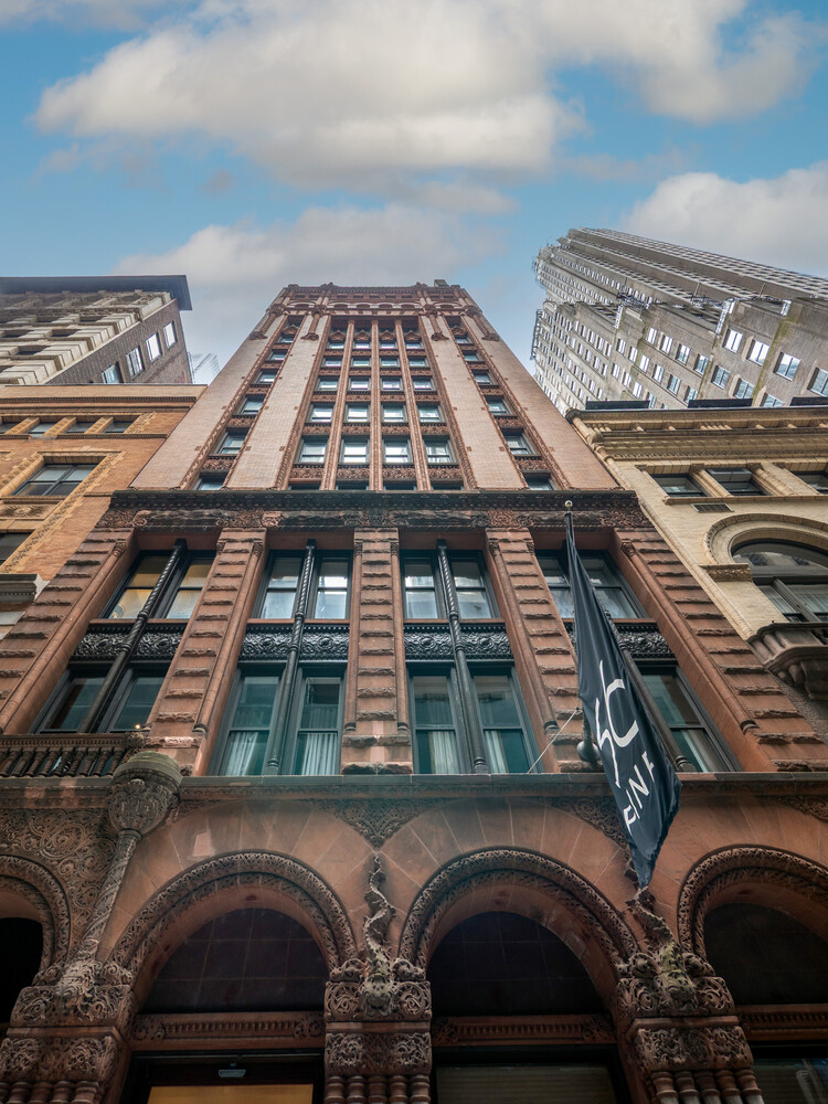 56 PINE Street 15A