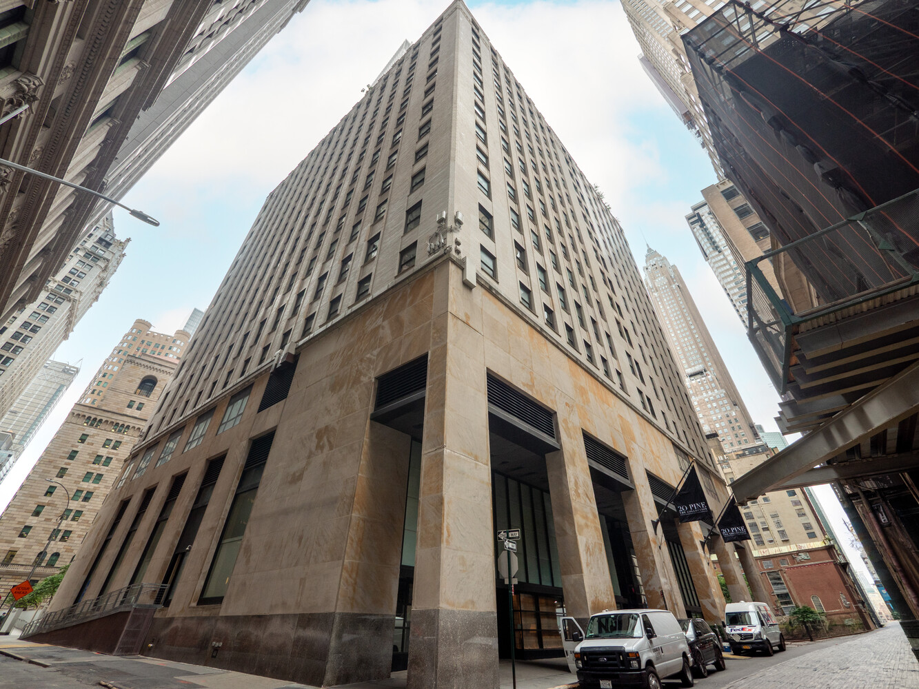20 PINE Street 3204