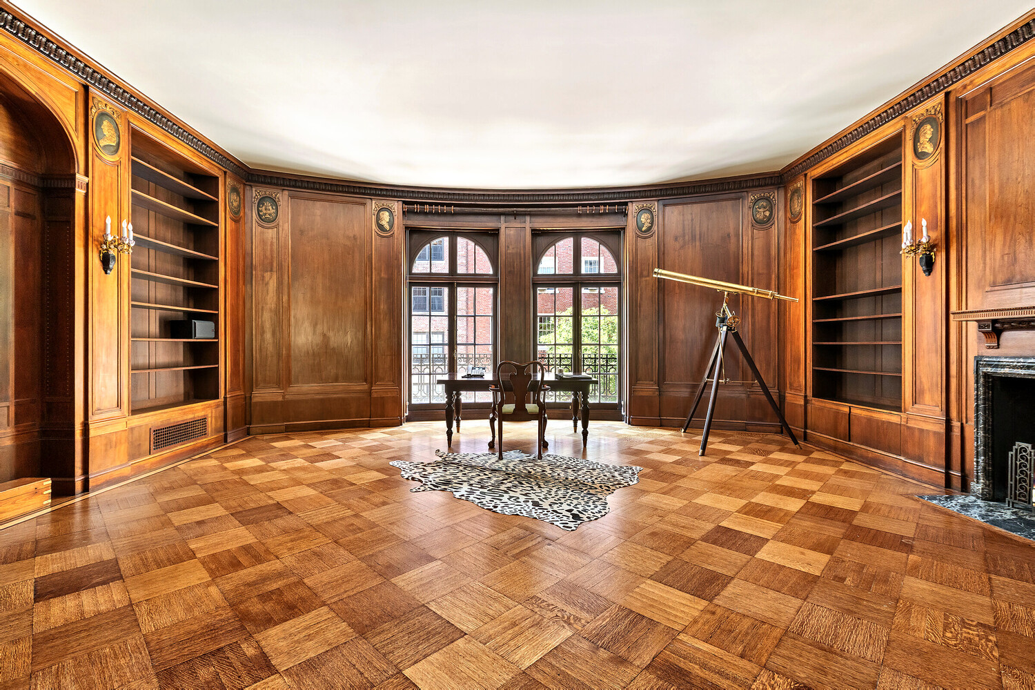 9 E 88TH Street