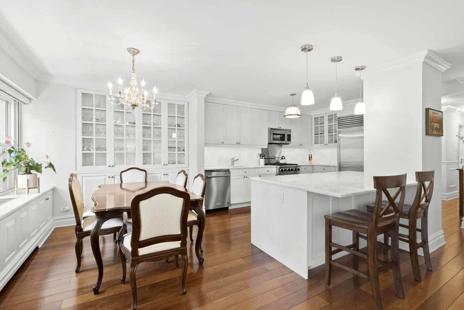 118 E 60TH Street 16G