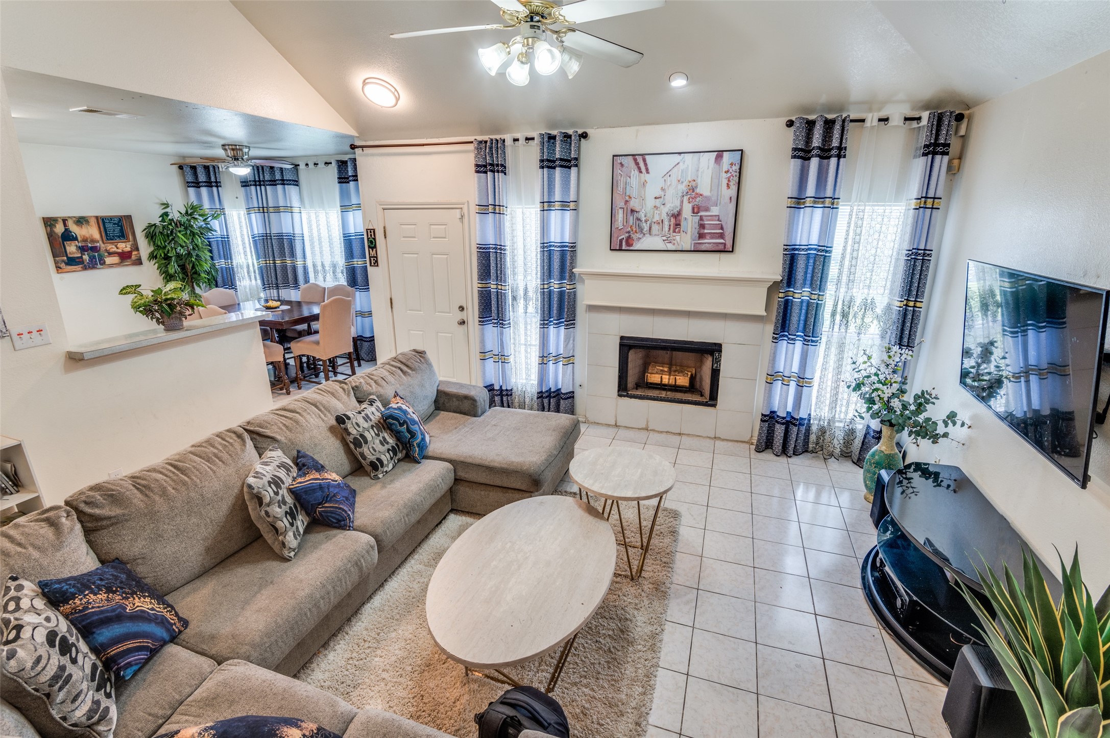 2839 Meadow Way Lane