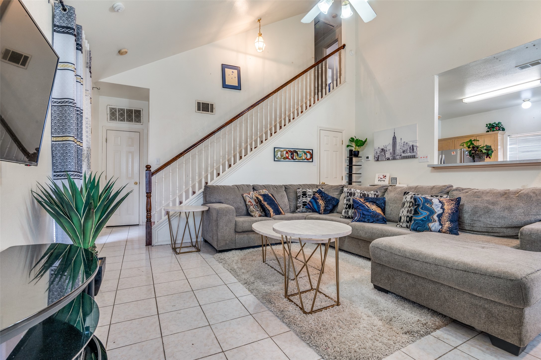 2839 Meadow Way Lane