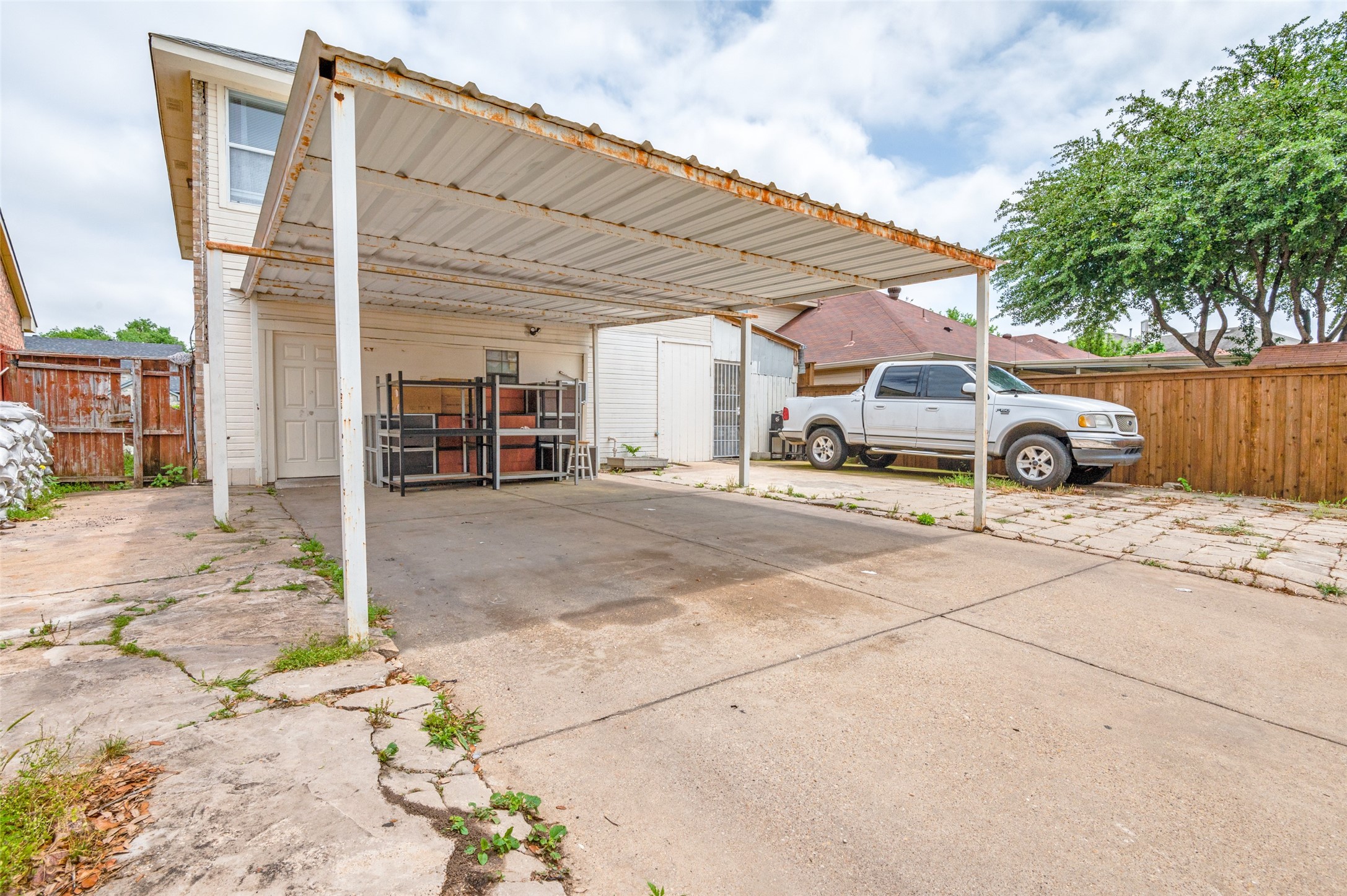 2839 Meadow Way Lane