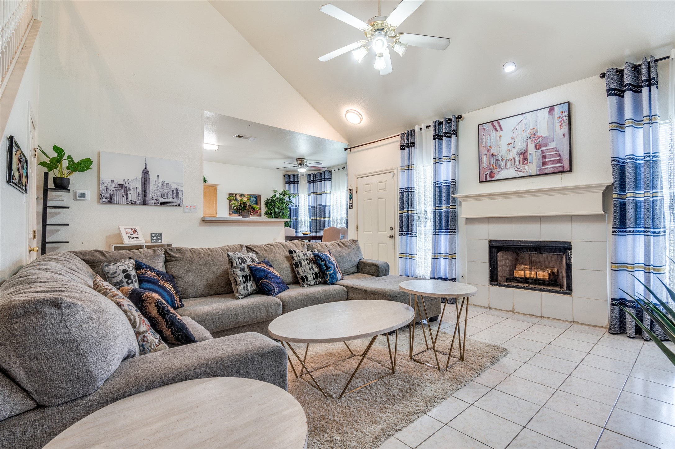 2839 Meadow Way Lane